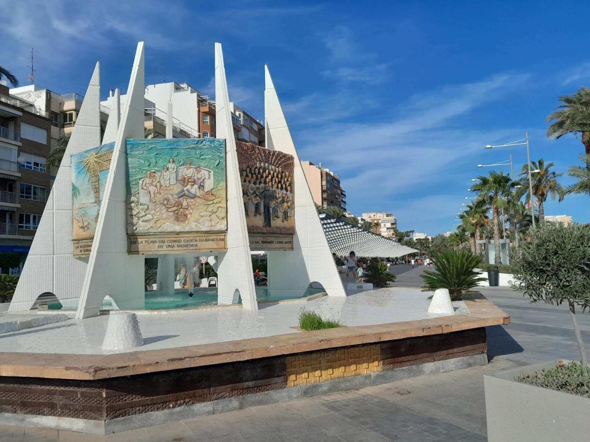 Апартаменты Stylowy Apartament Harmonia Playa Del Cura, Hiszpania Торевьиа Экстерьер фото